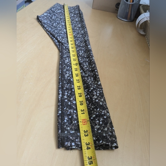 Lululemon Shine Tight (Roll Down) No Size (4-6) Like New ! W5H58S Women Legging - Picture 12 of 13